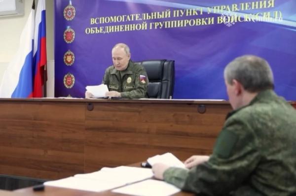 Путин посетил командный пункт группировки войск: до 10,5 тыс. украинских военных в окружении