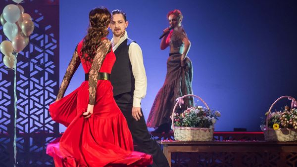 Полцарства — в передачу: «Игра престолов» в РАМТ и «Алиса в Стране Чудес»