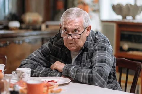 Актер Юрий Стоянов пожаловался на размер своей пенсии