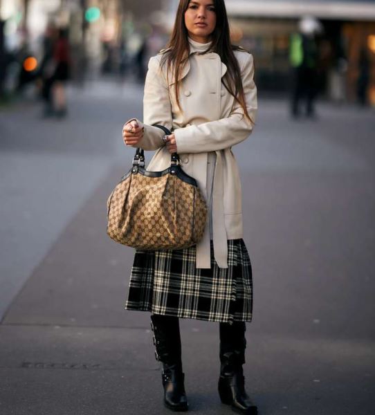 Мне нужна твоя одежда и мотоцикл: как носить осенью байкерские ботинки или сапоги