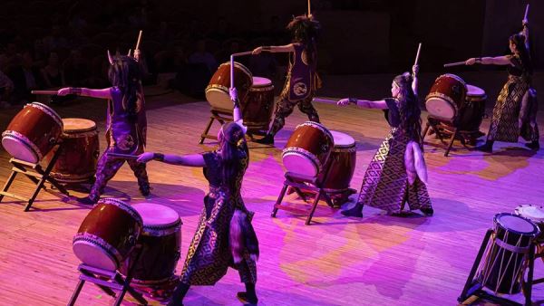 Поп-подмостки: дебют Сергея Жукова в Губернском, Розенбаум в Театре Армии