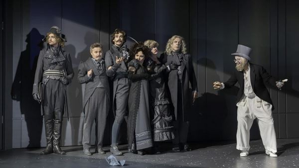 Поп-подмостки: дебют Сергея Жукова в Губернском, Розенбаум в Театре Армии