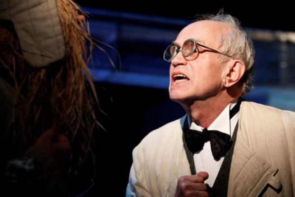 Последний дубль: в Москве простились с легендарным актером дубляжа Алексеем Золотницким