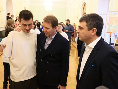 Актер Евгений Миронов провел добрый вечер в Челябинске: яркие кадры