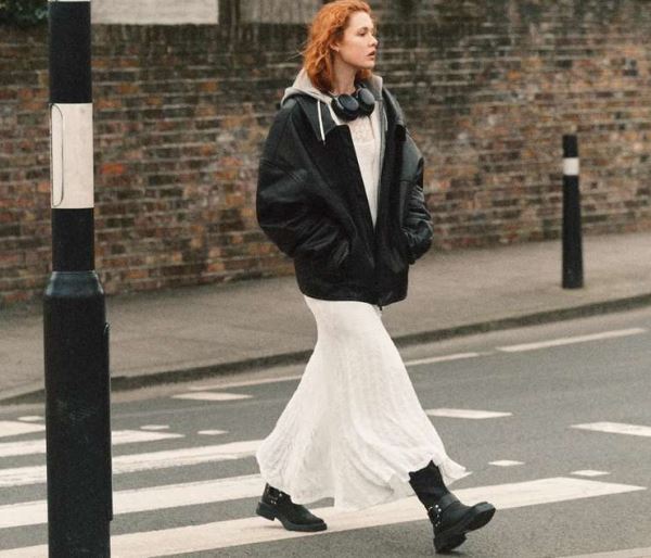 Мне нужна твоя одежда и мотоцикл: как носить осенью байкерские ботинки или сапоги