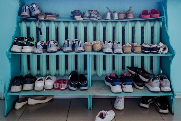 За обувь и коляски в подъезде могут оштрафовать на 15 тысяч рублей