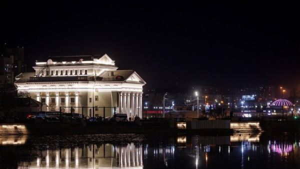 «Все мероприятия начнутся с минуты молчания»: как будут работать театры Челябинска в день траура