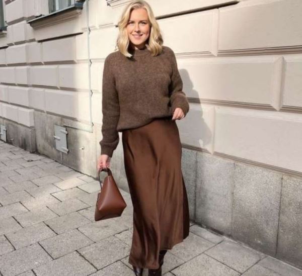 Атласная юбка — летний хит, актуальный и осенью, как и с чем носить