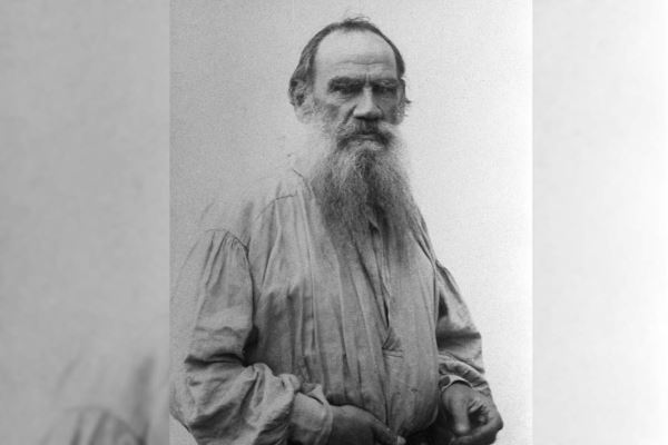 «Когда нация вырывает из своего культурного контекста мировые имена, она обедняет себя»