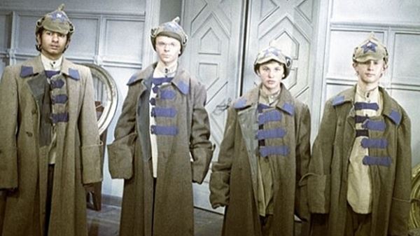 «Неуловимые мстители»: что осталось за кадром самого революционного советского фильма