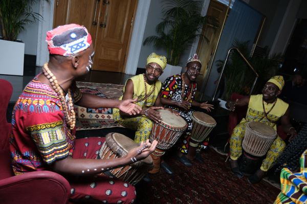 Радикальной экранизацией «Макбета» из Буркина-Фасо открылся кинофестиваль Африки