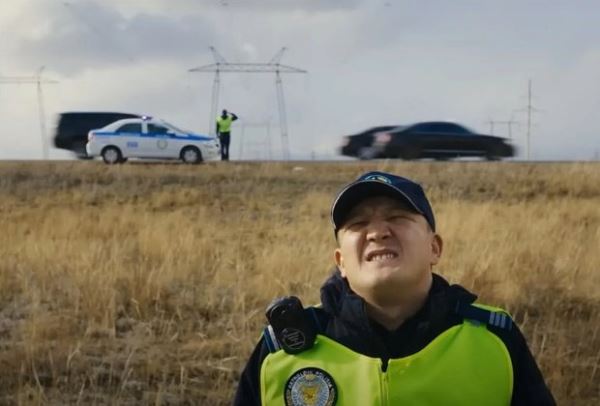 Топ-25 лучших комедий 2025 года: самые смешные российские и зарубежные фильмы