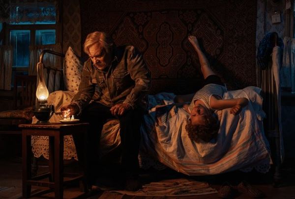 Топ-25 лучших комедий 2025 года: самые смешные российские и зарубежные фильмы