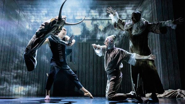 Вечно совершают благо: в театре Образцова заставили танцевать Мефистофеля