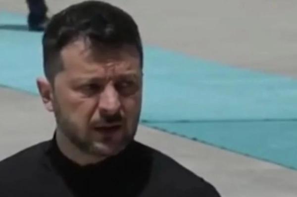 Итальянский портал обвинил Зеленского во лжи: поставки оружия из США приостановлены