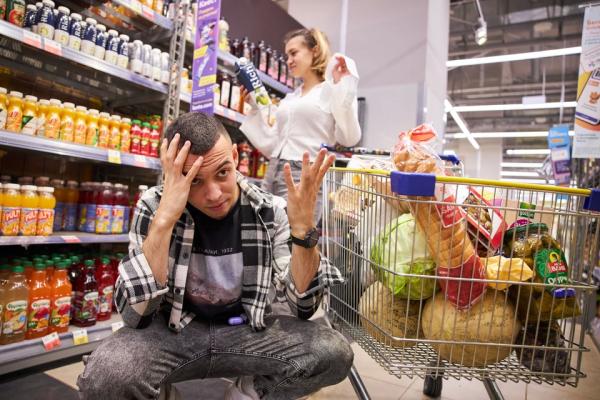 В России хотят ввести маркировку вредных продуктов: сахар, соль, жиры — под контролем