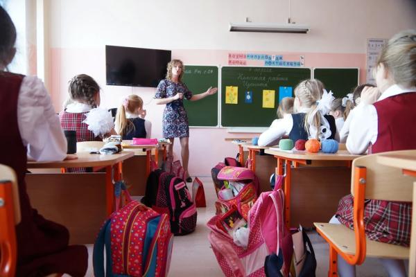 Онищенко против сокращения летних каникул для младших школьников