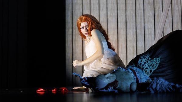 Вечно совершают благо: в театре Образцова заставили танцевать Мефистофеля