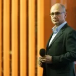 Кириенко предупредил зарубежные IT-платформы: работать в РФ можно только по российским законам