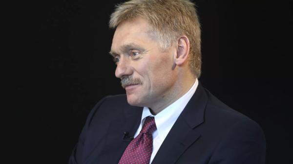 Песков высказался о предложении сделать 7 ноября выходным днём