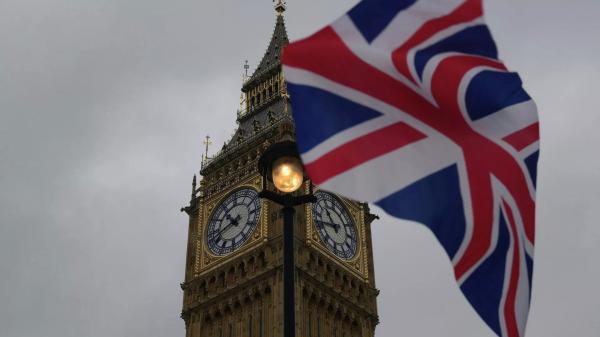 Хоутон призвал инвестировать в оборону Великобритании из-за страха перед Россией