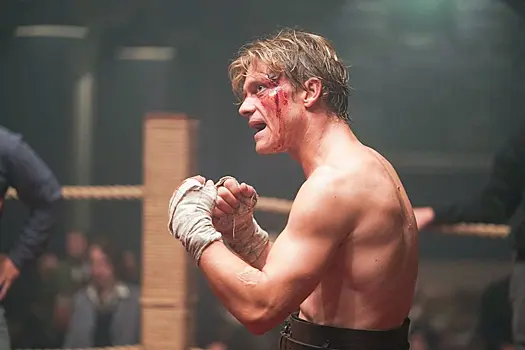 Евгений Ткачук сыграл кулачного борца в новом российском экшн-фильме «Волчок»