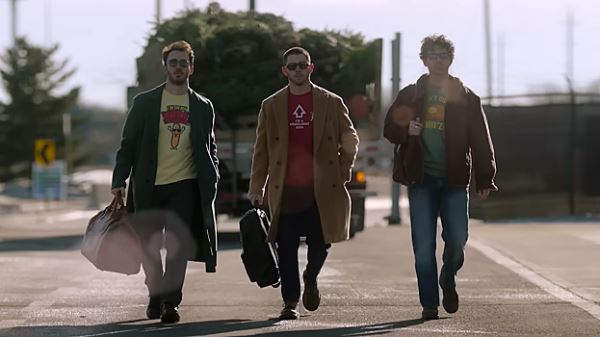 Вышел трейлер комедии «Рождество братьев Джонас»